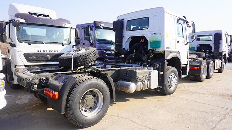 Cnhtc Sinotruk Howo 400 4x2 Tractor Truck for Sale in Dominica