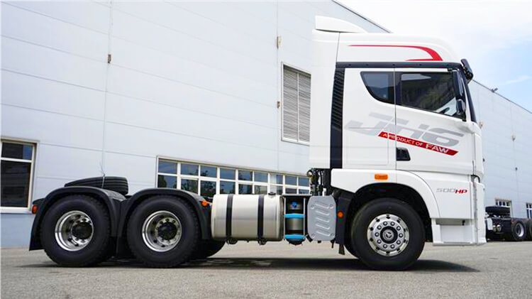 Faw Trucks - Faw Jh6 28.500 Ft 6x4 Tractor Head for Sale in Dominica